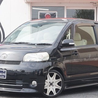 トヨタ　ポルテ　150ｒ　オシャレなフロアマット付いてます！の画像