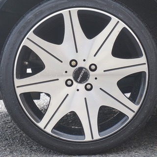 トヨタ　ポルテ　150ｒ　オシャレなフロアマット付いてます！の画像