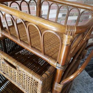 ラタン引き出しワゴンの画像