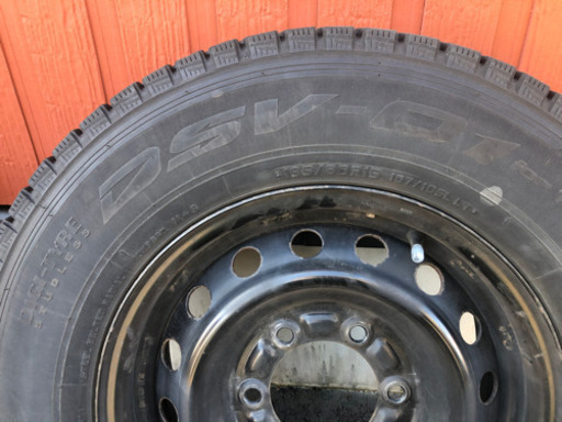 ハイエース　純正ホイールスタッドレスタイヤ