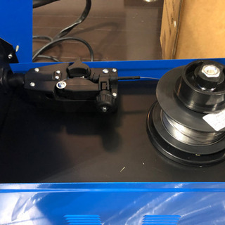 ノンガス半自動アーク溶接機200v(美)