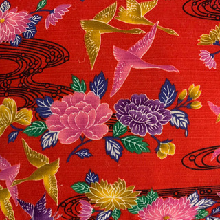 沖縄  紅型模様  クッションの画像