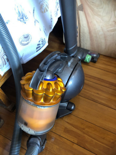 ダイソン掃除機お待ちしております。