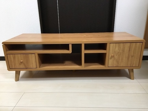 テレビボード