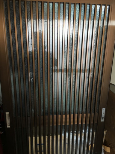 返信の早い方優先！！  YKK 玄関引戸2枚 引戸のみ 外枠無し 美品