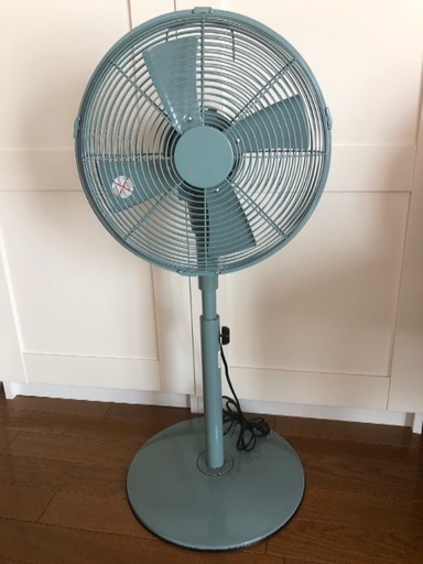 扇風機アロマオイル入れ付