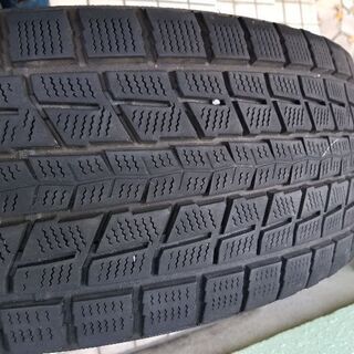 スタッドレスタイヤ4本(ホイール付)265/65R17の画像
