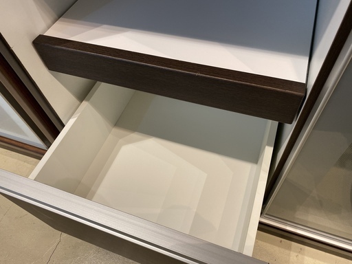 ミドルレンジボード ニトリ 茶 収納棚 中古品