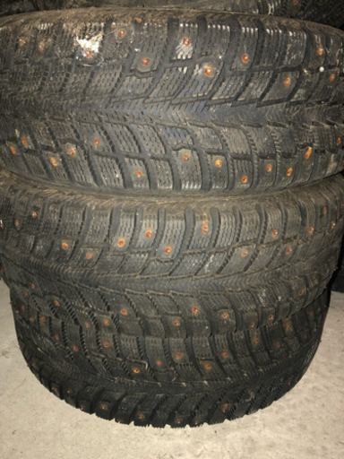 195/65R15 nokian 2005年 チップピン 4本