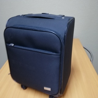 キャリーバッグ