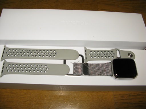 Apple Watch4(GPS＋Cellularモデル）44mmステンレスケースとミラネーゼループ