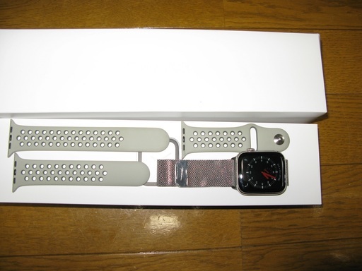 Apple Watch4(GPS＋Cellularモデル）44mmステンレスケースとミラネーゼループ