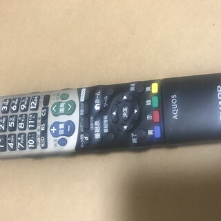 【引取に来れる方限定】SHARP３２型テレビ（LC-３２V７）の画像