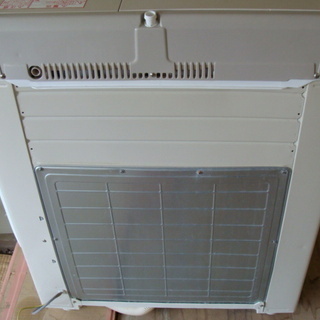 ☆★日立　二槽式洗濯機　ＰＳ－Ｈ３５Ｌ　２０１１年製　動作確認済み　作業服洗い・農業用にどうぞの画像