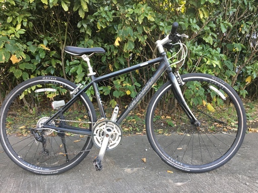 クロスバイク　GIANT　ESCAPE R3　430mm　ブラックトーン