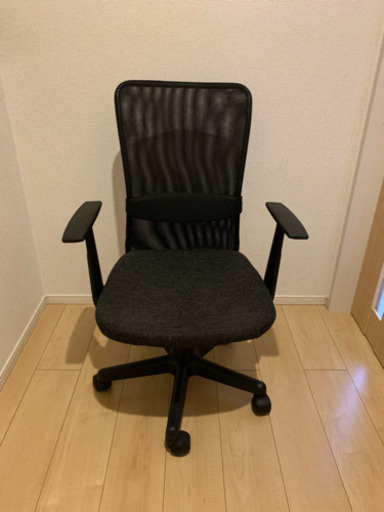 デスクチェア