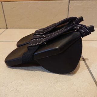 Chacott goopo トレーニングサンダルの画像