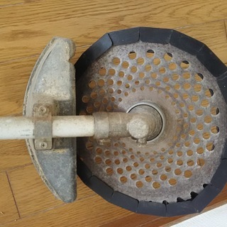 農家さんが使っているような草刈り機、譲ります。の画像