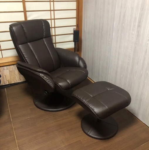 ★1人掛け リクライニングパーソナルチェア★オットマン付き。