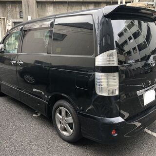 ヴォクシー　Z　純正エアロ　ステアシフト　電スラ等　検R2.7の画像