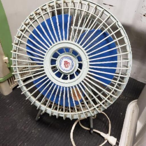 レトロなミニ扇風機