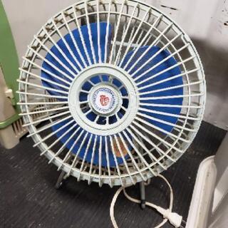 レトロなミニ扇風機