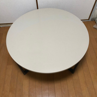 【無料】IKEAのコーヒーテーブル