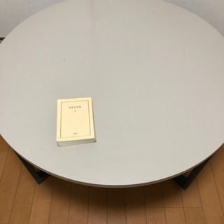 【無料】IKEAのコーヒーテーブルの画像