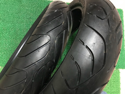 ほぼ新品！DUNLOP バイクタイヤ前後セットSPORTMAX ROADSMART3