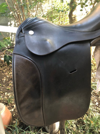 乗馬用馬場鞍！