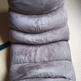 使わないソファー売ります。2つセット