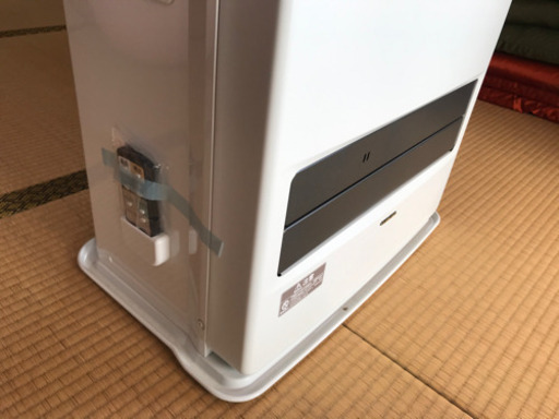 【美品】コロナ　石油ファンヒーター　トリプルエコ2017年製　15畳／20畳