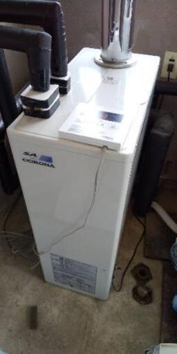 石油小型給湯器　ボイラー　2017製