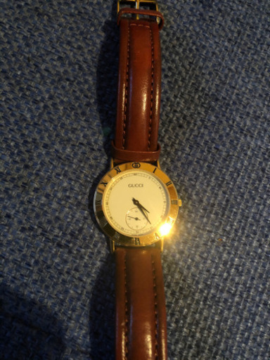 グッチ　クオーツ腕時計　メンズ　最終値下げ　日曜までです