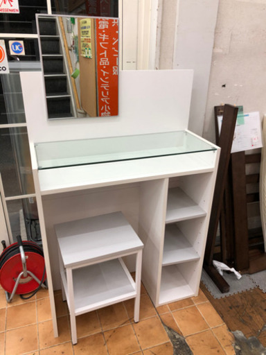 ドレッサー　化粧台　イス付き（展示品★美品）