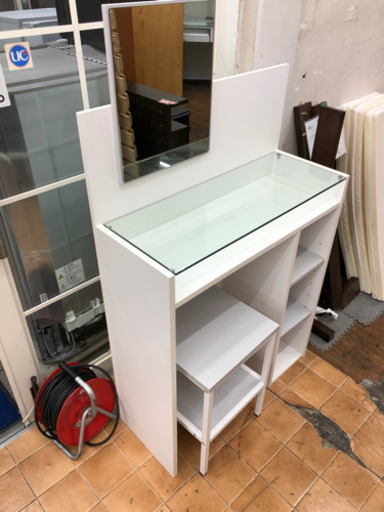 ドレッサー　化粧台　イス付き（展示品★美品）