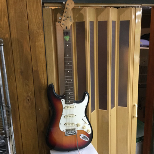 #2985 Squier by Fender Stratocaster ギター