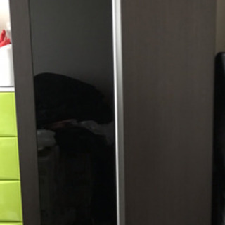 （交渉中）衣服タンス
