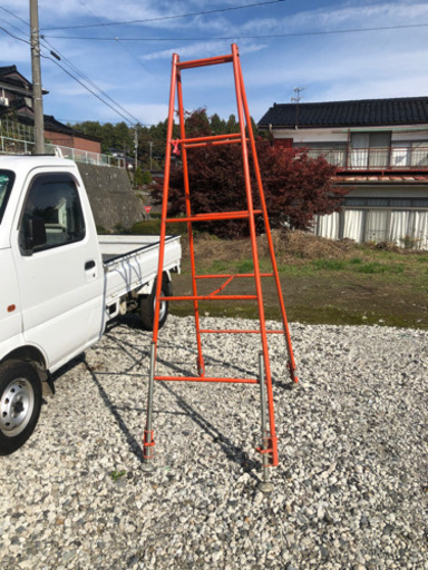 脚立　ハシゴ