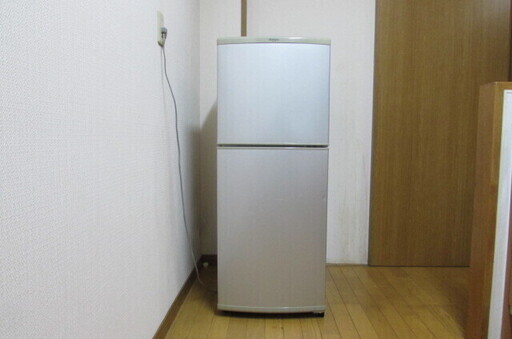 中古の小型冷蔵庫です（最終値引き）
