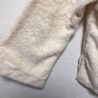 モコモコ素材 冬服シャツの画像