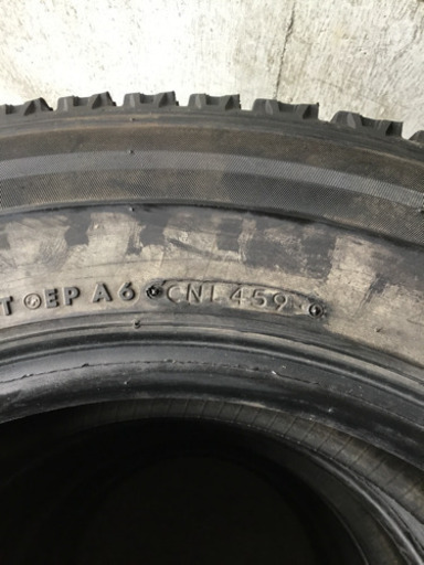 バリ溝 225/60R16 ブリヂストン スタッドレスタイヤ 4本セット