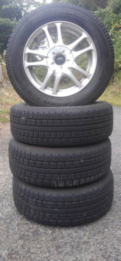 スタッドレスタイヤ付アルミホイール15インチ