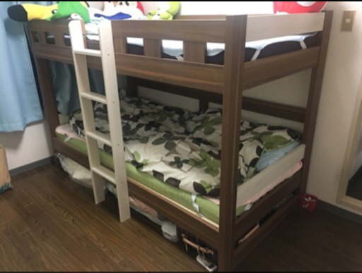 二段ベッド、一年未満使用、マットレス一つ付き