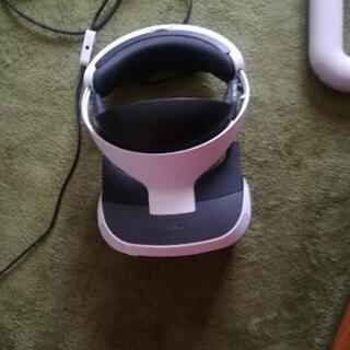 psvr 本体及びソフト及び専用コントローラ付きの画像