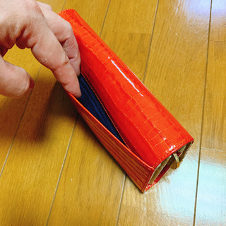 ★決まりました★■定価1.8万程度【SAZABY】ラウンドファスナー長財布RED（美品）の画像