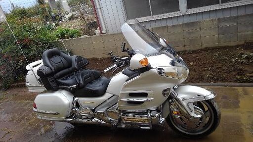 無事にお譲り完了しました■水没車修理困難部品取り前提◆2004年ホンダGL1800