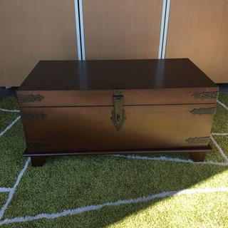 ☆トランクテーブル☆小泉産業☆天然木パイン材☆たっぷり収納