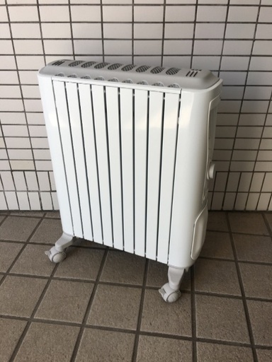 【未使用】DeLonghi  ベルカルド　オイルヒーター