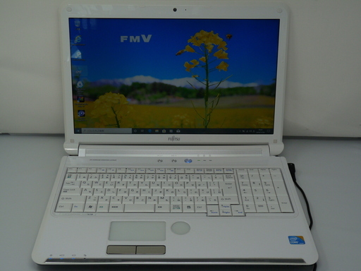 ノートパソコン Fujitsu AH5505BB 新品SSD WIN10 64bit(中古)